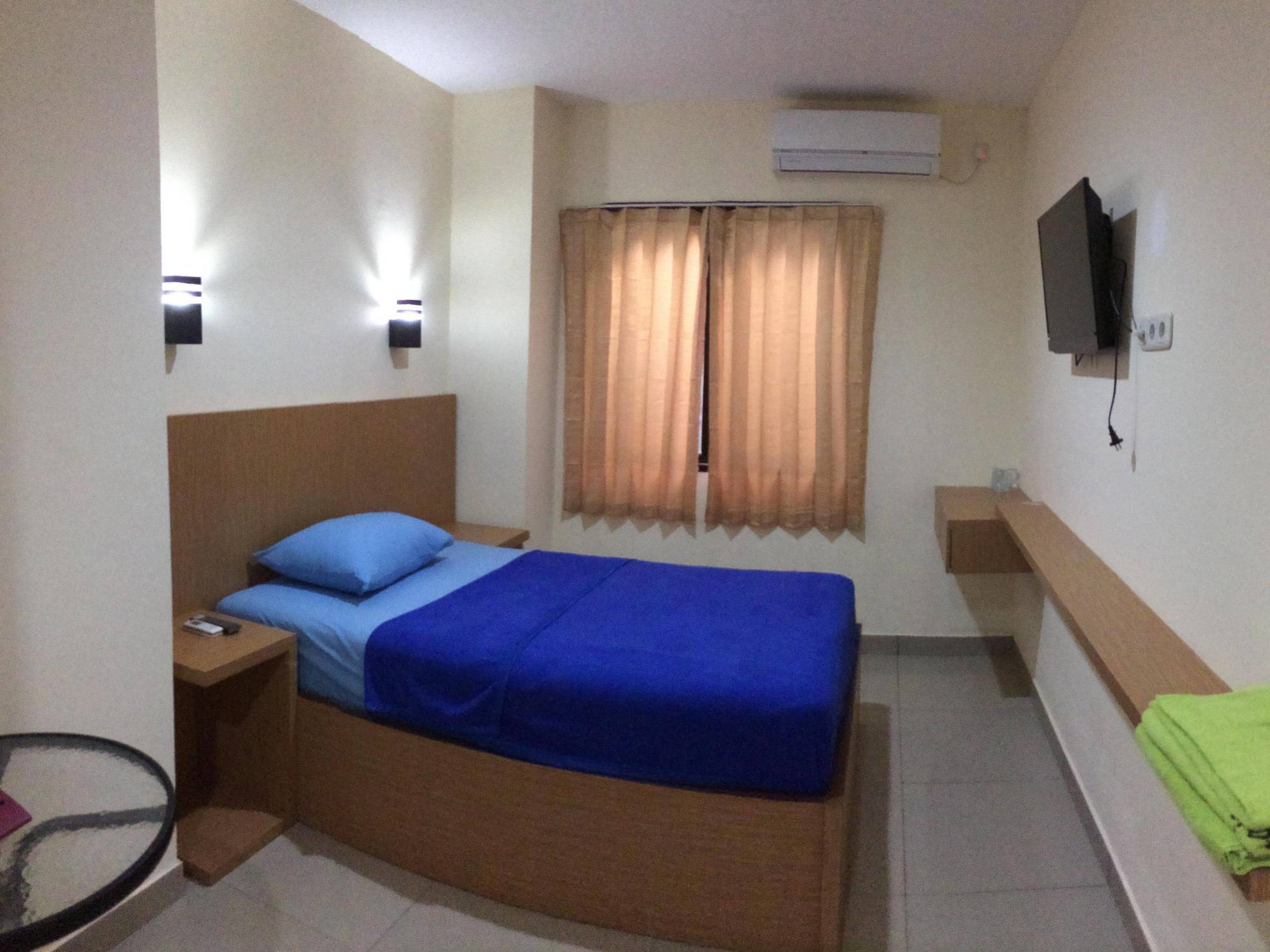 Guest House Remaja Samarinda Εξωτερικό φωτογραφία